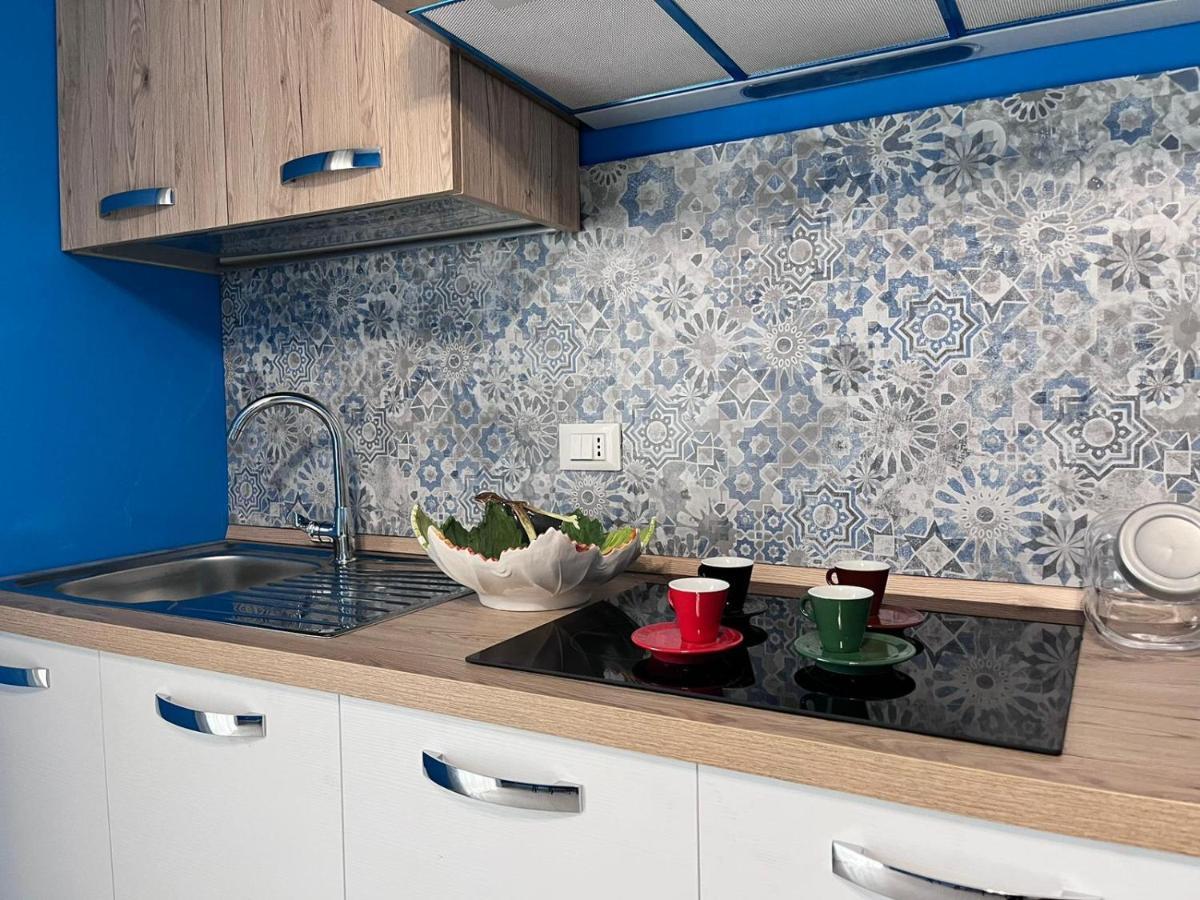 Le Solite Holiday Rooms 산테우페미아 라메지아 외부 사진
